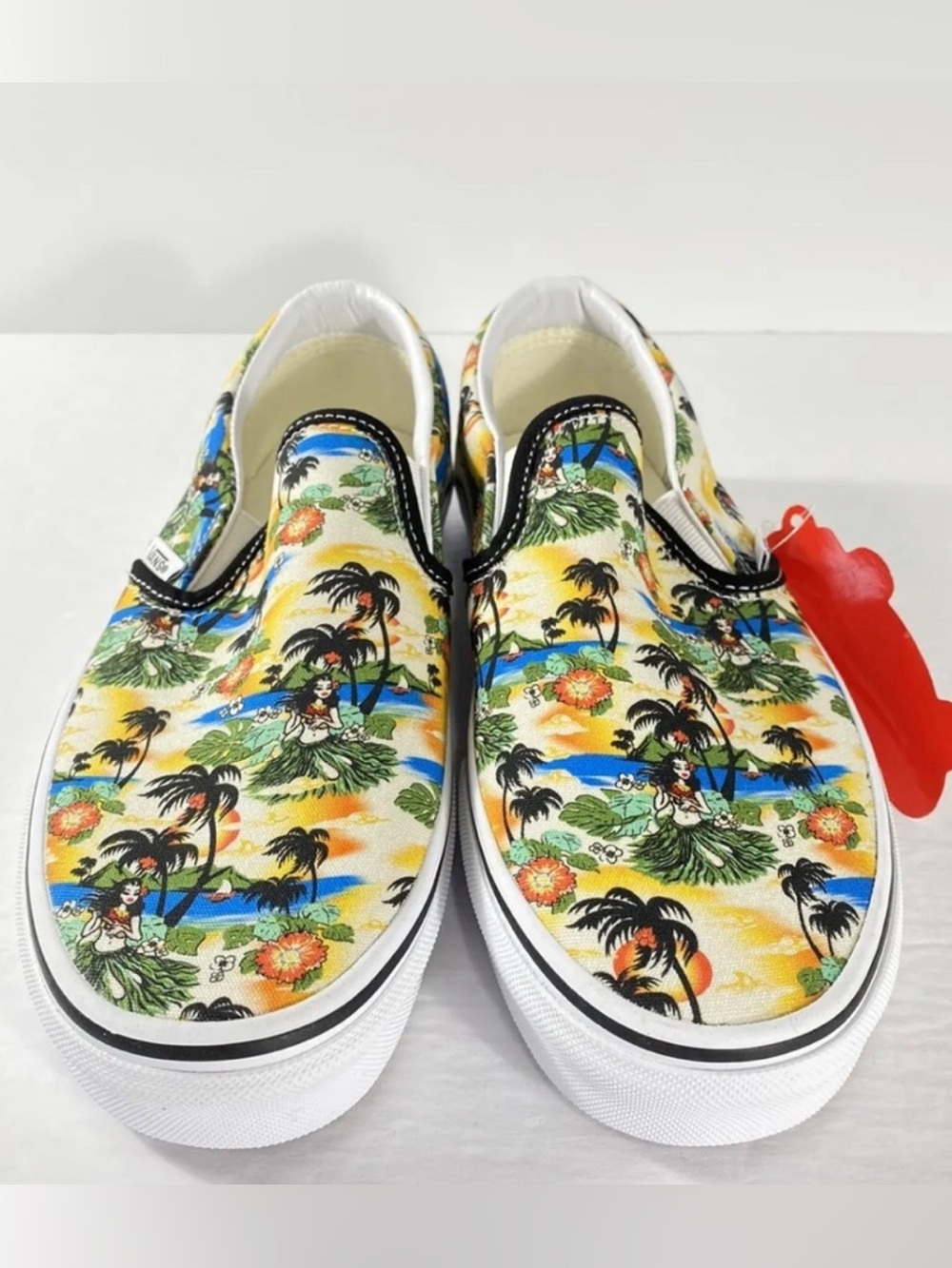Vans Classic Slip-On Aloha Sneakers - Picture 4 of 6